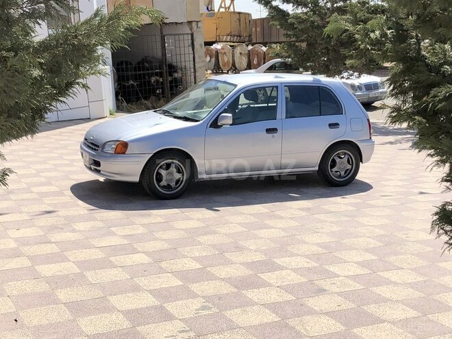 Toyota Starlet 1999, 125,000 km - 1.4 l - Bakı