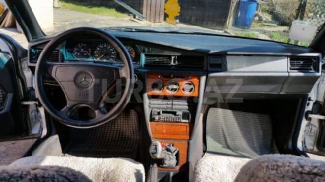 Mercedes 190 1991, 123,456 km - 1.8 l - Bakı
