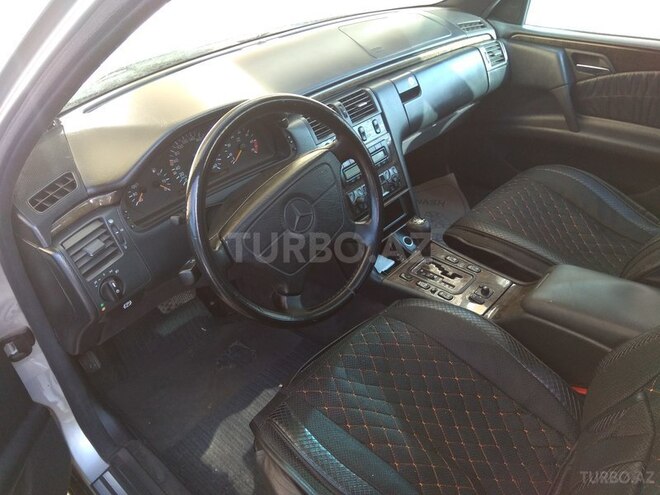 Mercedes E 280 1998, 235,000 km - 2.8 л - Bakı