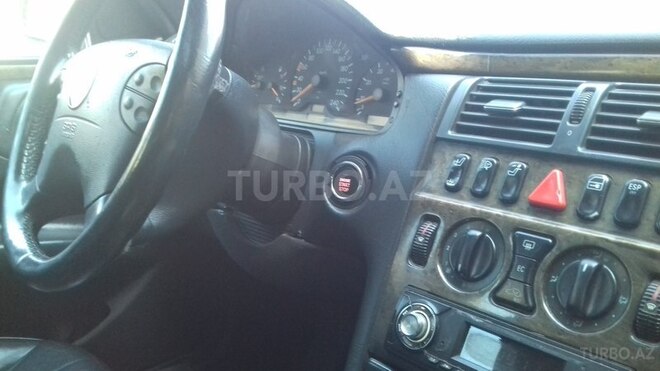 Mercedes E 230 1997, 302,568 km - 2.3 l - Bakı
