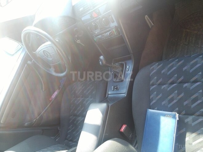 Mercedes C 180 1997, 26,400 km - 0.2 l - Xaçmaz