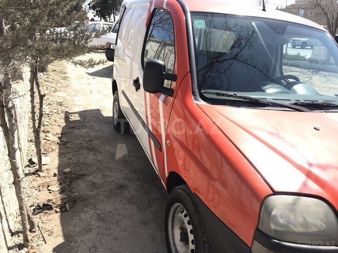 Fiat Doblo 2002, 296,000 km - 1.9 l - Bakı