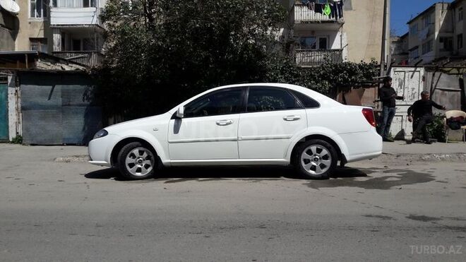Daewoo Gentra 2013, 140,000 km - 1.5 l - Bakı