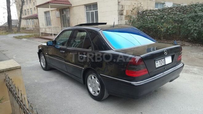 Mercedes C 240 1997, 190,000 km - 2.4 л - Bakı