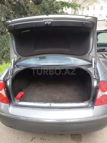 Volkswagen Passat 2003, 150,000 km - 1.8 l - Gəncə