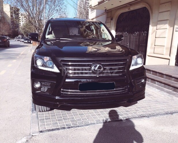 Lexus LX 570 2011, 141,100 km - 5.7 l - Bakı