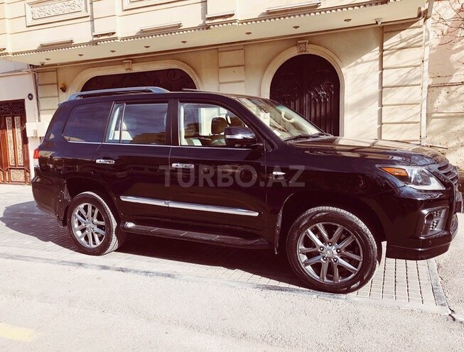 Lexus LX 570 2011, 141,100 km - 5.7 l - Bakı