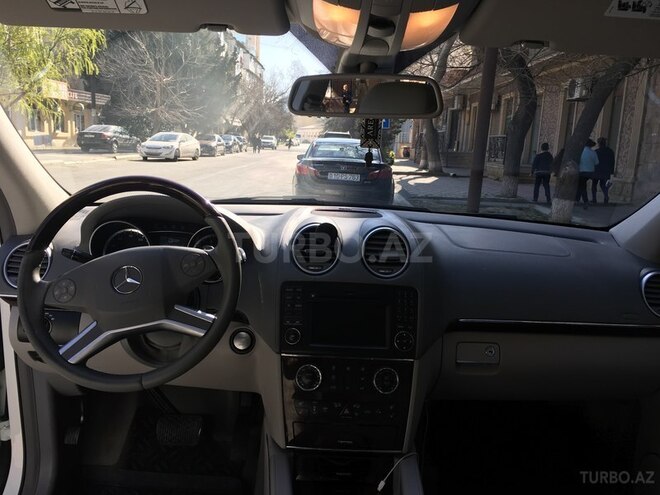 Mercedes GL 550 2010, 110,000 km - 5.5 l - Bakı