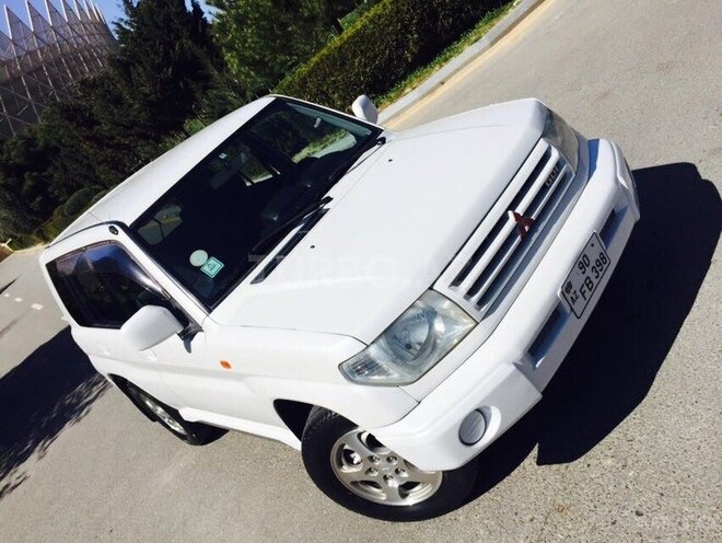 Mitsubishi Pajero io 1999, 168,500 km - 1.8 l - Bakı