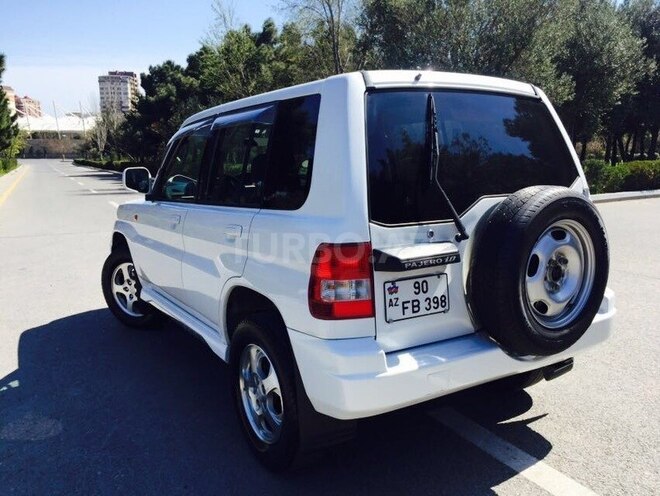 Mitsubishi Pajero io 1999, 168,500 km - 1.8 l - Bakı