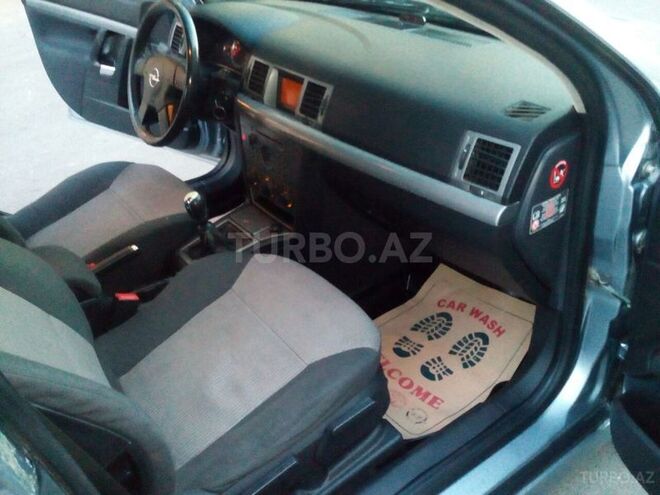 Opel Vectra 2004, 30,000 km - 1.6 л - Bakı