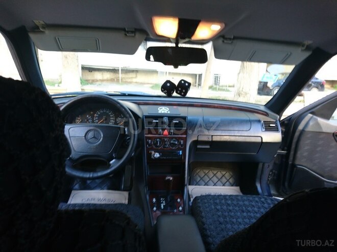 Mercedes C 180 1997, 267,000 km - 1.8 л - Bakı