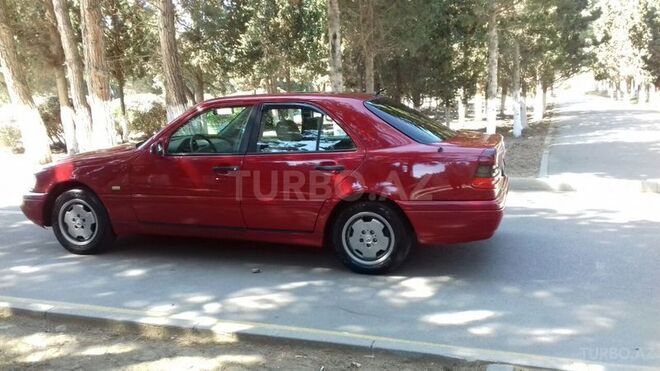 Mercedes C 200 1994, 230,000 km - 2.0 л - Sumqayıt