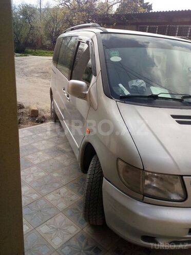 Mercedes V 230 2000, 300,000 km - 2.2 l - Bakı