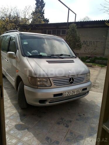 Mercedes V 230 2000, 300,000 km - 2.2 l - Bakı