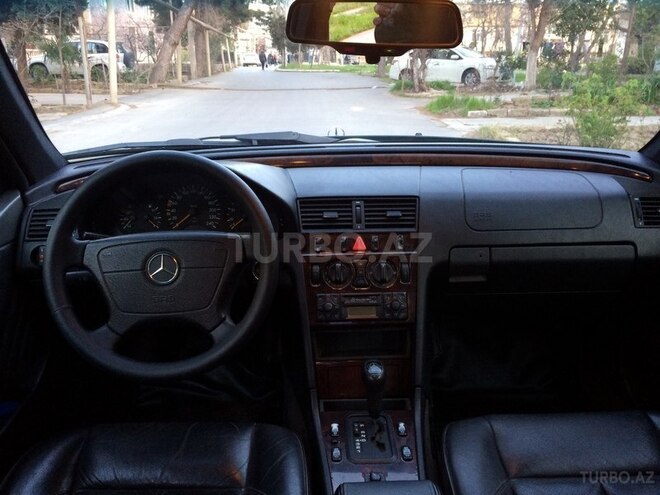 Mercedes C 200 1997, 186,000 km - 2.0 l - Bakı