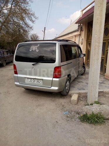 Mercedes V 230 2000, 300,000 km - 2.2 l - Bakı