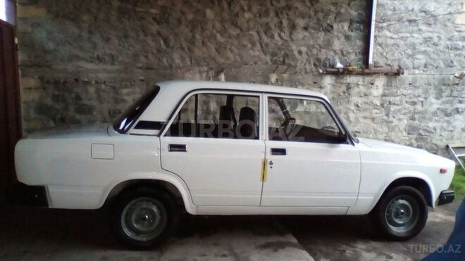 LADA (VAZ) 2107 2007, 51,584 km - 1.6 л - Qax
