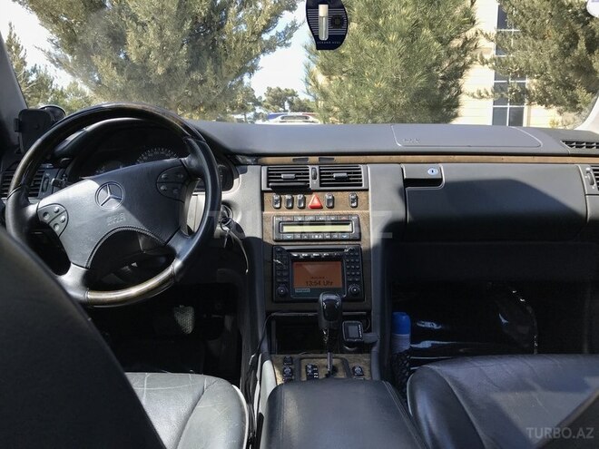 Mercedes E 240 2001, 170,068 km - 2.6 l - Bakı