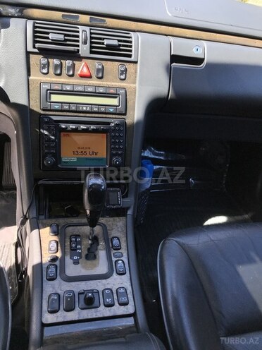 Mercedes E 240 2001, 170,068 km - 2.6 l - Bakı