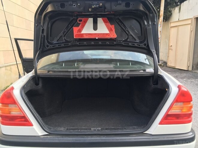 Mercedes C 180 1995, 134,000 km - 1.8 l - Bakı