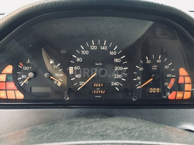 Mercedes C 180 1995, 134,000 km - 1.8 l - Bakı
