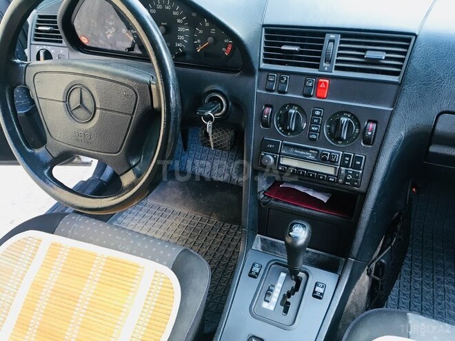 Mercedes C 180 1995, 134,000 km - 1.8 l - Bakı