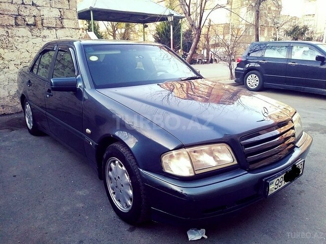 Mercedes C 220 1998, 269,000 km - 2.2 l - Bakı