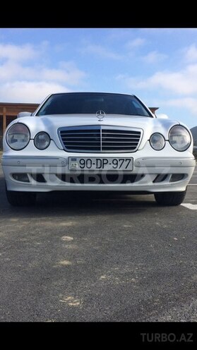 Mercedes E 240 2001, 328,000 km - 2.6 л - Bakı