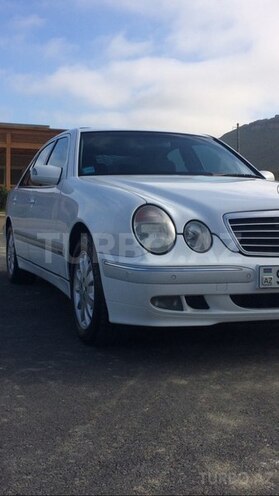 Mercedes E 240 2001, 328,000 km - 2.6 л - Bakı