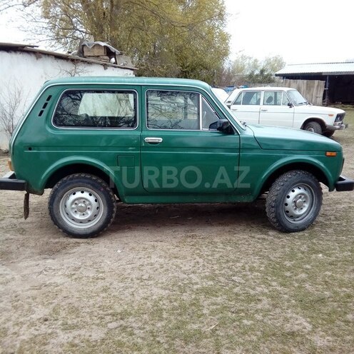 LADA (VAZ) Niva 1989, 30,000 km - 1.6 л - Saatlı
