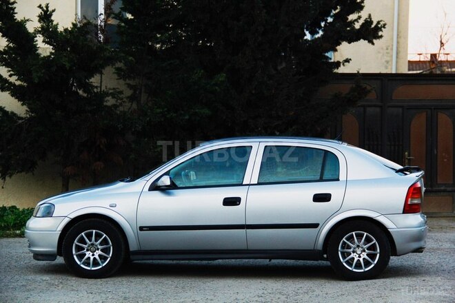 Opel Astra 1999, 220,000 km - 1.6 л - Bakı