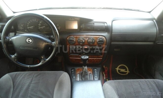Opel Omega 1997, 235,648 km - 2.0 л - Bakı
