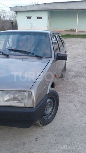 LADA (VAZ) 21099 2000, 299,300 km - 1.5 l - Quba