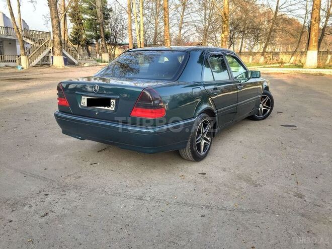 Mercedes C 180 1995, 300,000 km - 1.8 l - Ağdaş