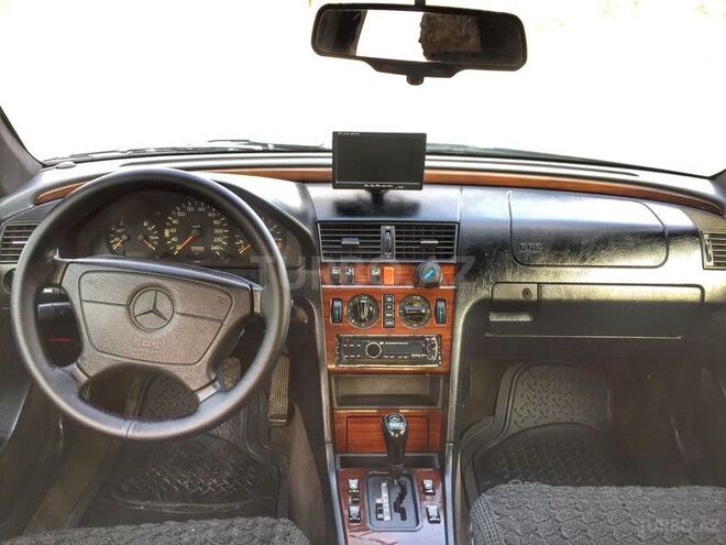 Mercedes C 180 1995, 300,000 km - 1.8 l - Ağdaş