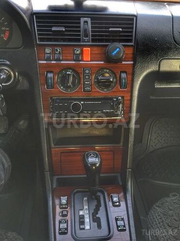 Mercedes C 180 1995, 300,000 km - 1.8 l - Ağdaş
