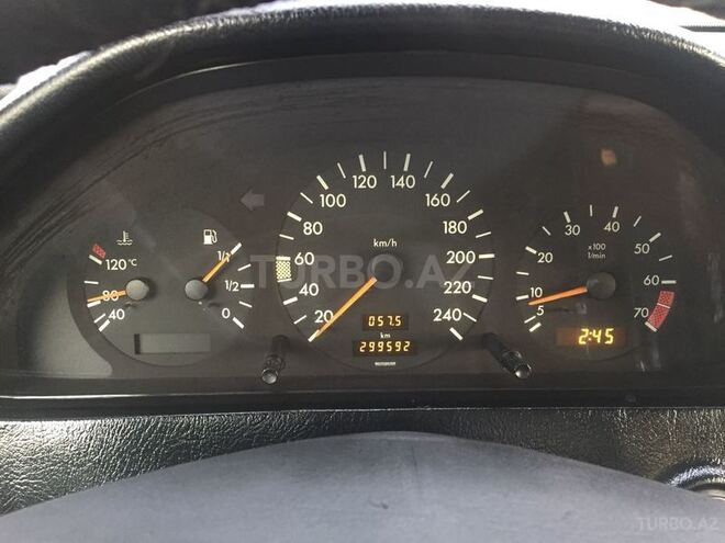 Mercedes C 180 1995, 300,000 km - 1.8 l - Ağdaş