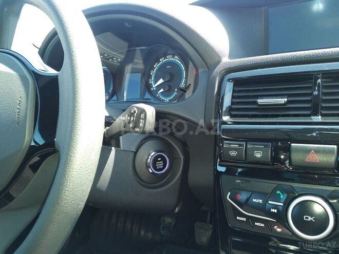 LADA (VAZ) Priora 2015, 32,000 km - 1.6 л - Bakı
