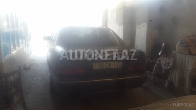 Mercedes E 240 2000, 395,000 km - 2.4 л - Bakı