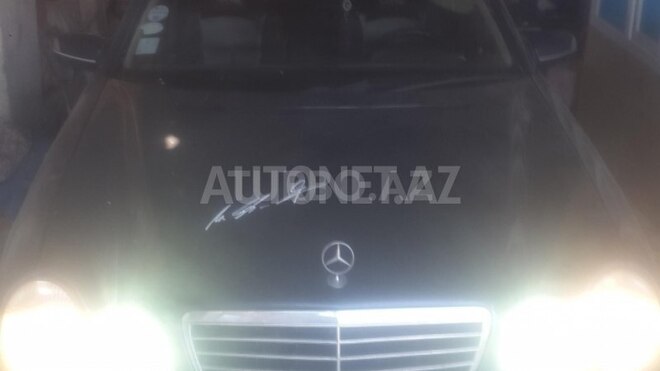 Mercedes E 240 2000, 395,000 km - 2.4 л - Bakı