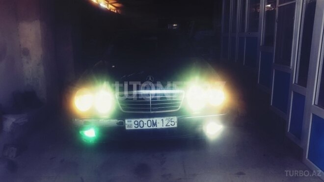 Mercedes E 240 2000, 395,000 km - 2.4 л - Bakı