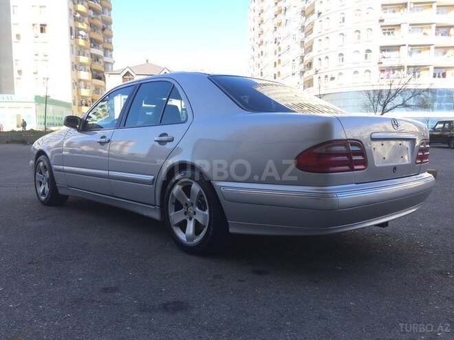 Mercedes E 270 2000, 309,500 km - 2.7 l - Bakı