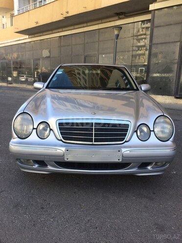 Mercedes E 270 2000, 309,500 km - 2.7 l - Bakı