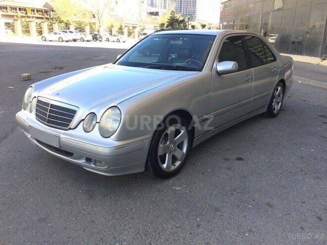 Mercedes E 270 2000, 309,500 km - 2.7 l - Bakı