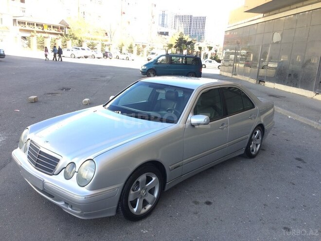Mercedes E 270 2000, 309,500 km - 2.7 l - Bakı