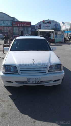 Mercedes C 220 1995, 270,000 km - 2.2 l - Bakı