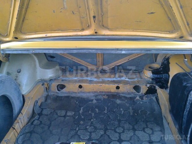 LADA (VAZ) 2106 1984, 450,000 km - 1.3 л - Yevlax