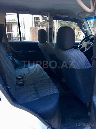 Mitsubishi Pajero io 2000, 196,000 km - 2.0 l - Bakı