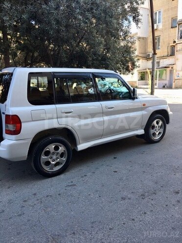 Mitsubishi Pajero io 2000, 196,000 km - 2.0 l - Bakı